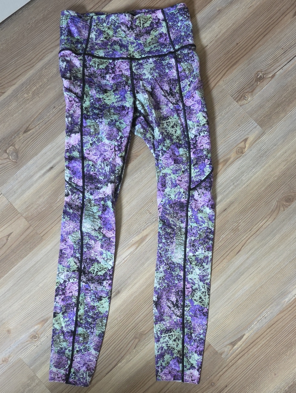 Lululemon Fast And Free 24in Leggings Size 4